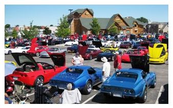 Photo of the Corvette Crossroads Auto Show in Mackinaw City, Michigan. Image source: mackinawchamber.com.